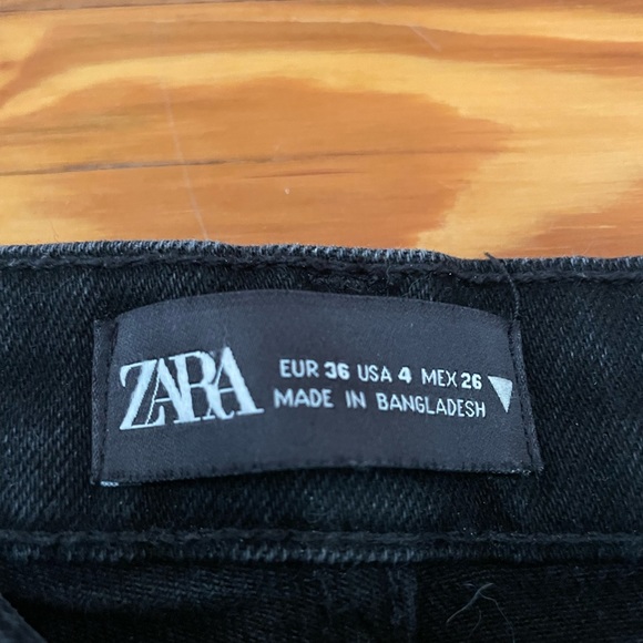 Black Zara Jeans - Picture 2 of 3